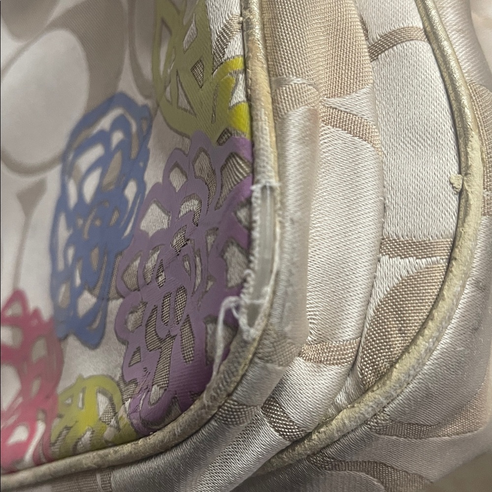 🆕listing…Coach Poppy Backpack - Picture 14 of 16
